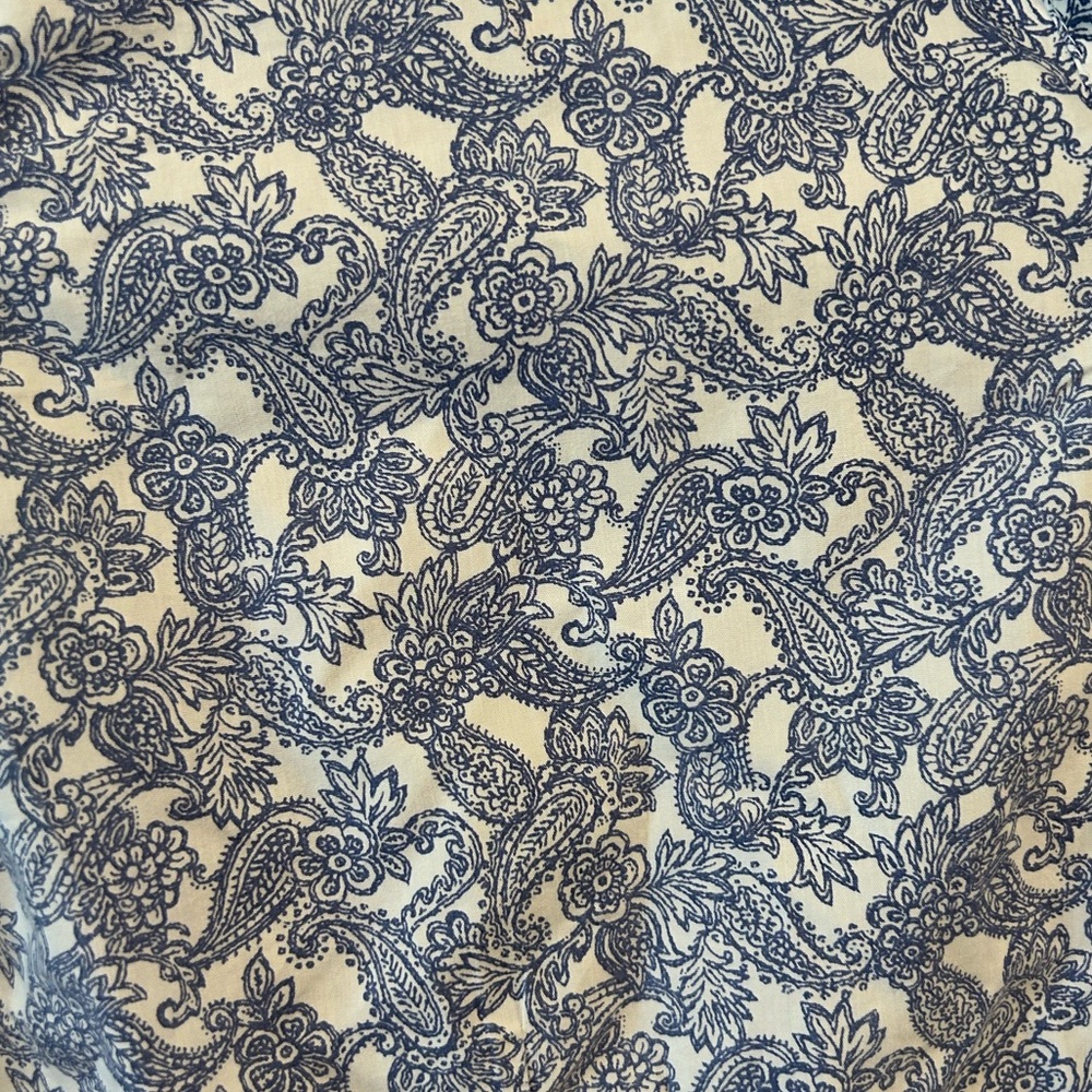 Button down top - Picture 4 of 5